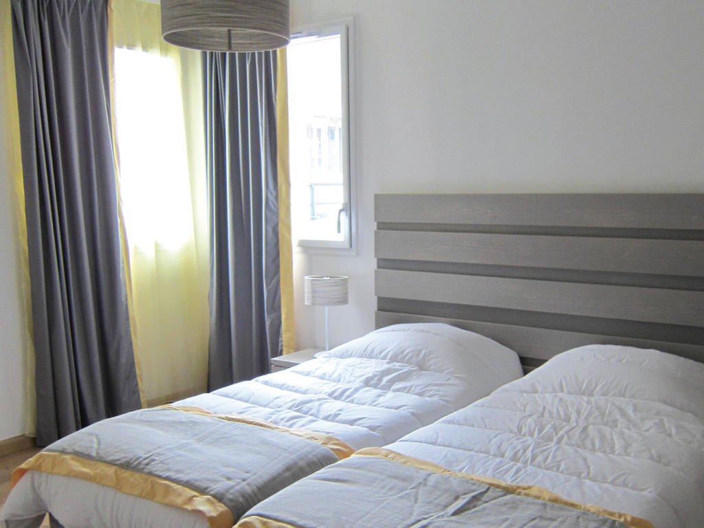 One-Bedroom Apartment,109481931:JPEG
